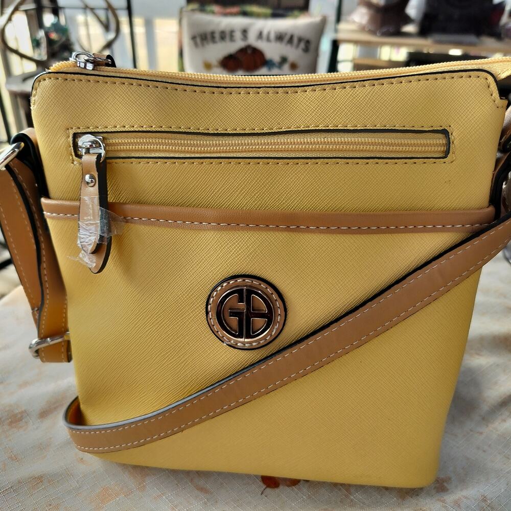 4718) Giani Bernini Yellow Saffiano Leather North South Crossbody Bag